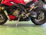 Ducati StreetFighter V4 02.jpg